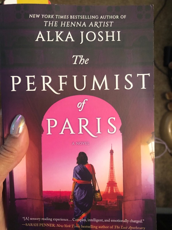 A PIVOTAL Moment Between Big Sis and Little Sis: " Why Jiji Never Had Children"— ‘ The Perfumist of Paris’