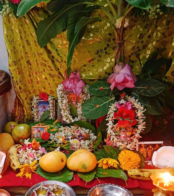 Maa into Hanuman Jayanti pooja
