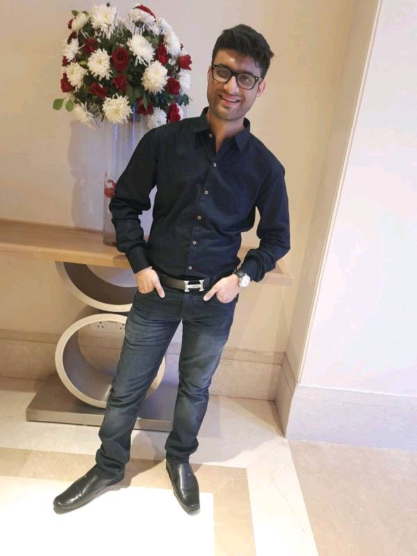 A Chat With Aayush Khanna who is perfectly juggling his role as an IT professional and a Writer