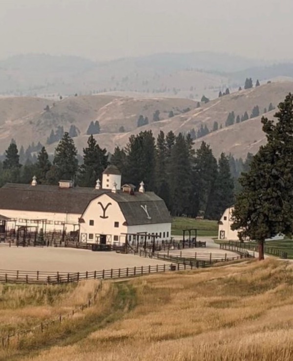 Stay at the Yellowstone/Dutton Ranch