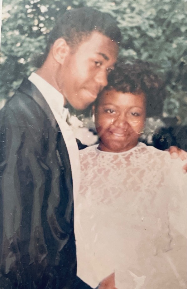Prom: Post Your Throwback Pics!