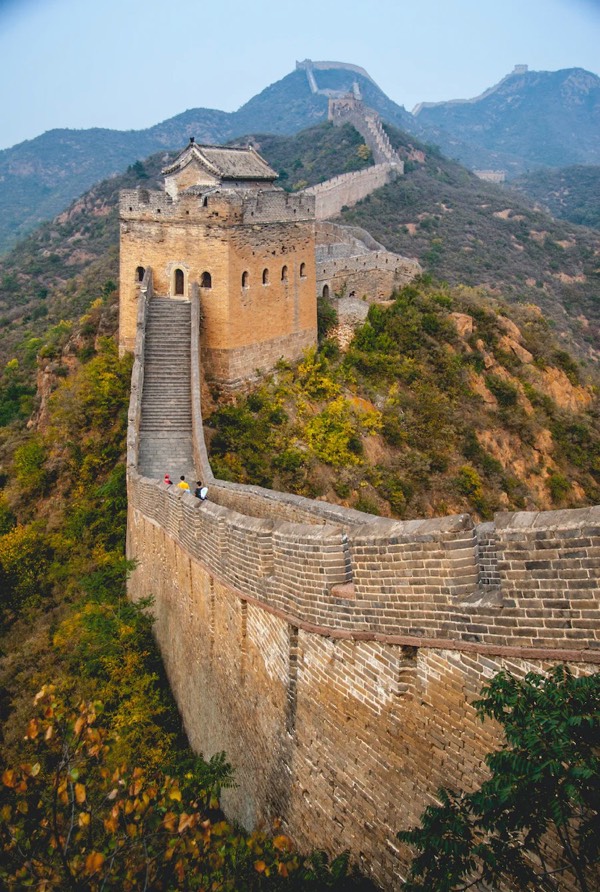 Great Wall of China smashed by builders