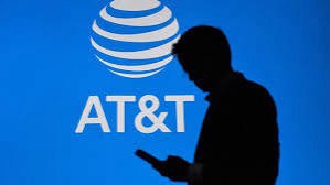 AT&T Nationwide outage under investigation, but did they do this just so people can get land lines again ?