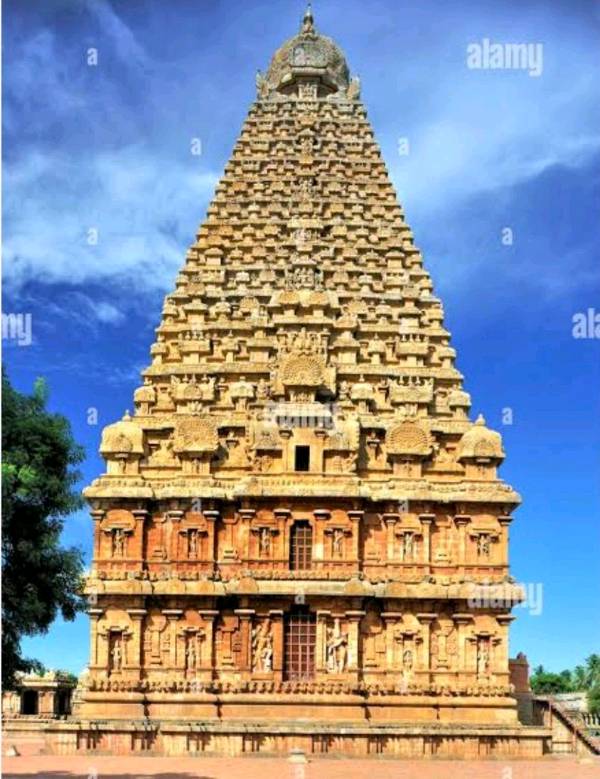 Story of Brihadeshwara Temple Tanjavur which is the pride of Chola Dynasty and 1000 year old