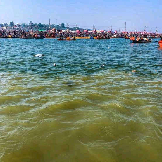 Great place Prayagraj Triveni Sangam lake is Beautiful for Rivers Ganga the Yemuna and the mythical Saraswati River