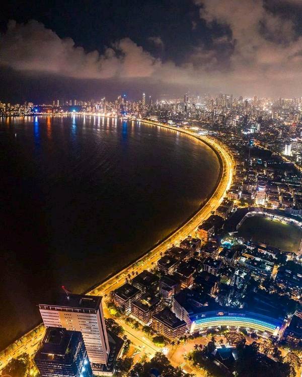 City of Dreams 'Mumbai'  is so busy?