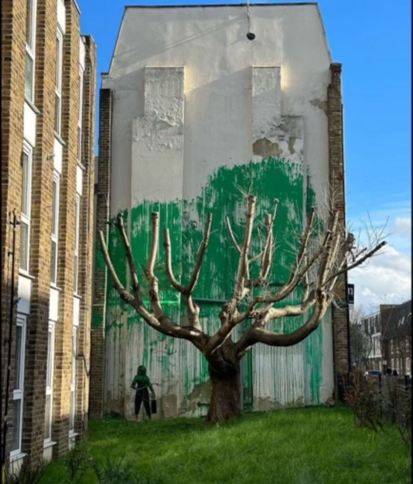 A new Banksy mural in North London #1387