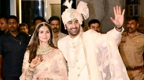 Ranbir kapoor spoke about his first wife days before alia bhatt's baby announcement