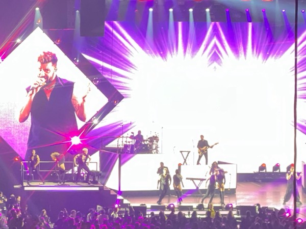 SayCo Show: Ricky Martin Nashville concert last night