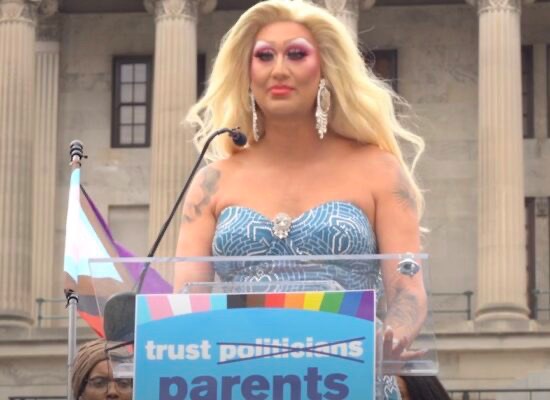 Judge delivers blow to Tenn. law aimed at protecting children from sexualized drag performances