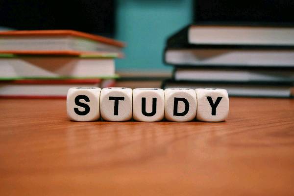 MRM Education