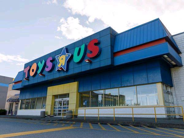 #TellYourStory What's your Toys R Us story?