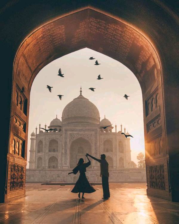 Voice of my heart: "Pehli mohabbat" Taj