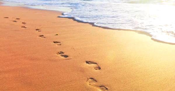 Footprints on the Beach. Stare old Make New???