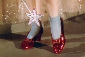 Man Steals Judy Garland’s Ruby Slippers from The Movie Wizard of Oz, only to find out that their are no Rubies in them! Hear the Story 👂🏽(listen ⬇️)