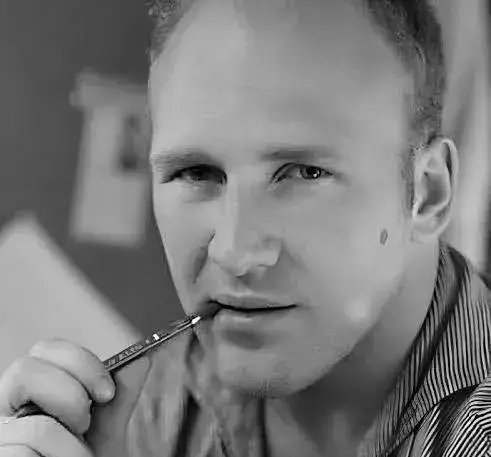 @LunchtimeCrime | One Flew Over a Cliff?